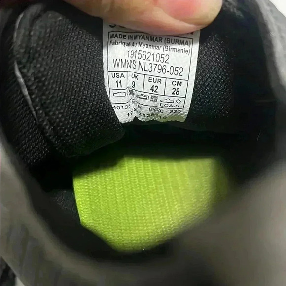 Sorel Gray and Black Waterproof Boots - Picture 6 of 6